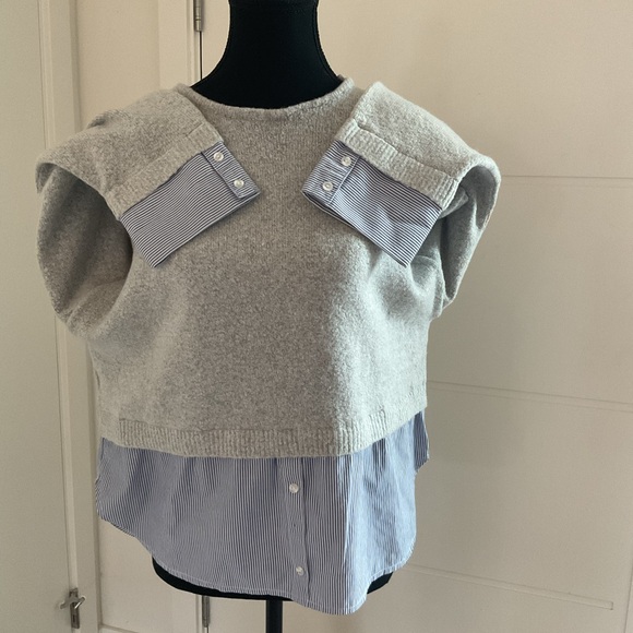 LifeStyler Smart looking Boxy Gray & blue pinstriped Sweater with 3/4 sleeves - Picture 5 of 9